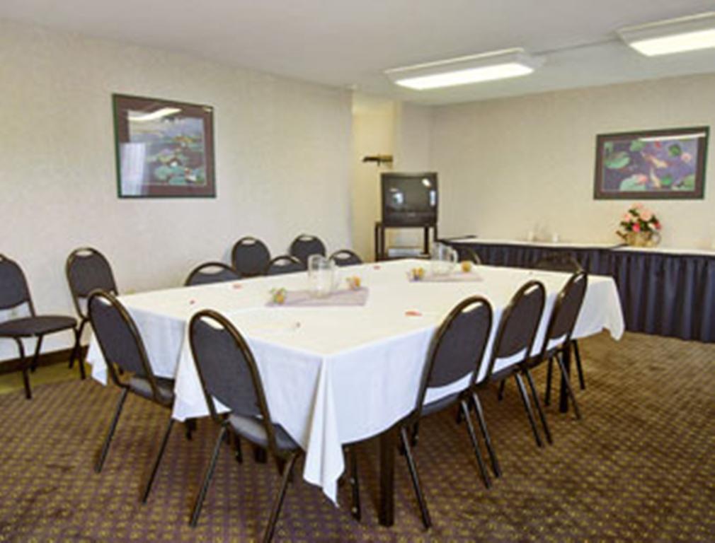 Perryville Hotel Konforlar fotoğraf